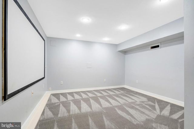 12203 SUGAR MAPLE DR, Herndon, VA 20170