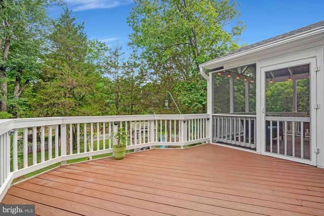 12203 SUGAR MAPLE DR, Herndon, VA 20170