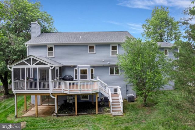 12203 SUGAR MAPLE DR, Herndon, VA 20170