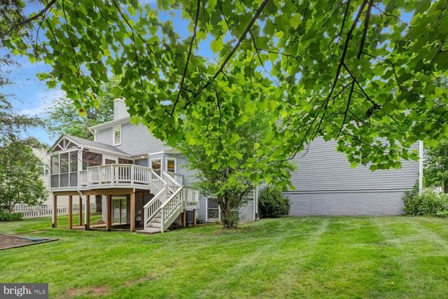 12203 SUGAR MAPLE DR, Herndon, VA 20170