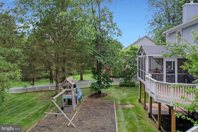 12203 SUGAR MAPLE DR, Herndon, VA 20170