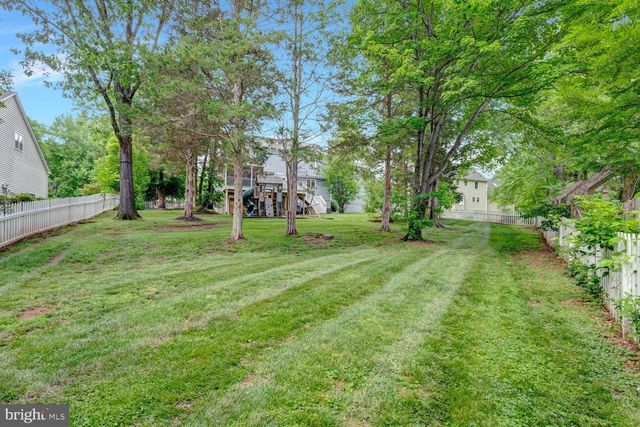12203 SUGAR MAPLE DR, Herndon, VA 20170