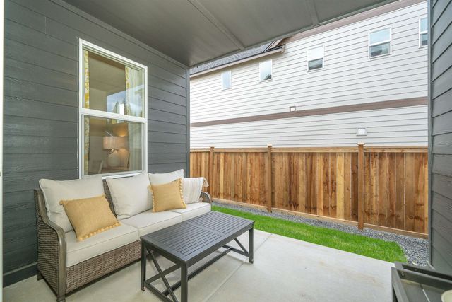 2625 N Kestrel Ln, Liberty Lake, WA 99019