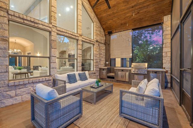 9310 Summer Sky DR, Austin, TX 78736