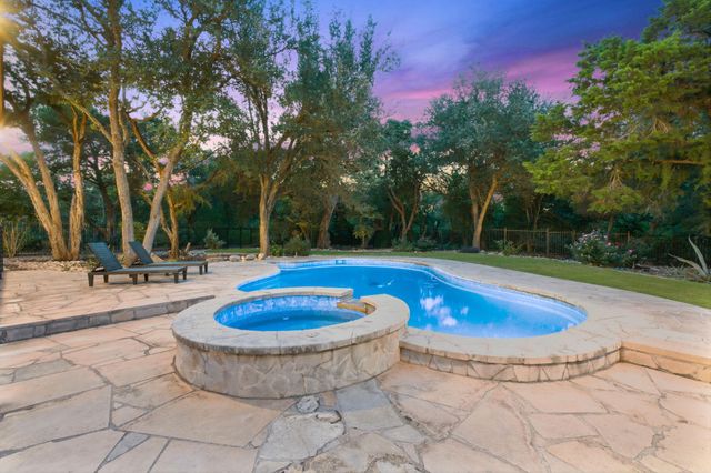 9310 Summer Sky DR, Austin, TX 78736