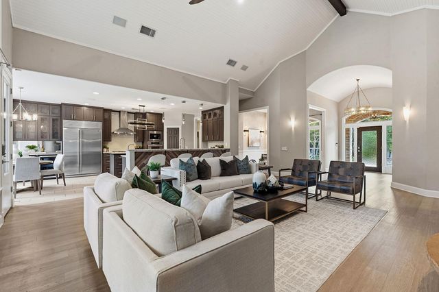 9310 Summer Sky DR, Austin, TX 78736