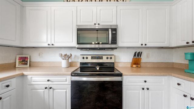 2130 ADKINS PLACE, Moody, AL 35004