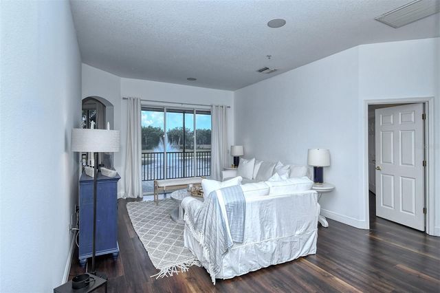 8363 MIRAMAR WAY 203, Lakewood Ranch, FL 34202