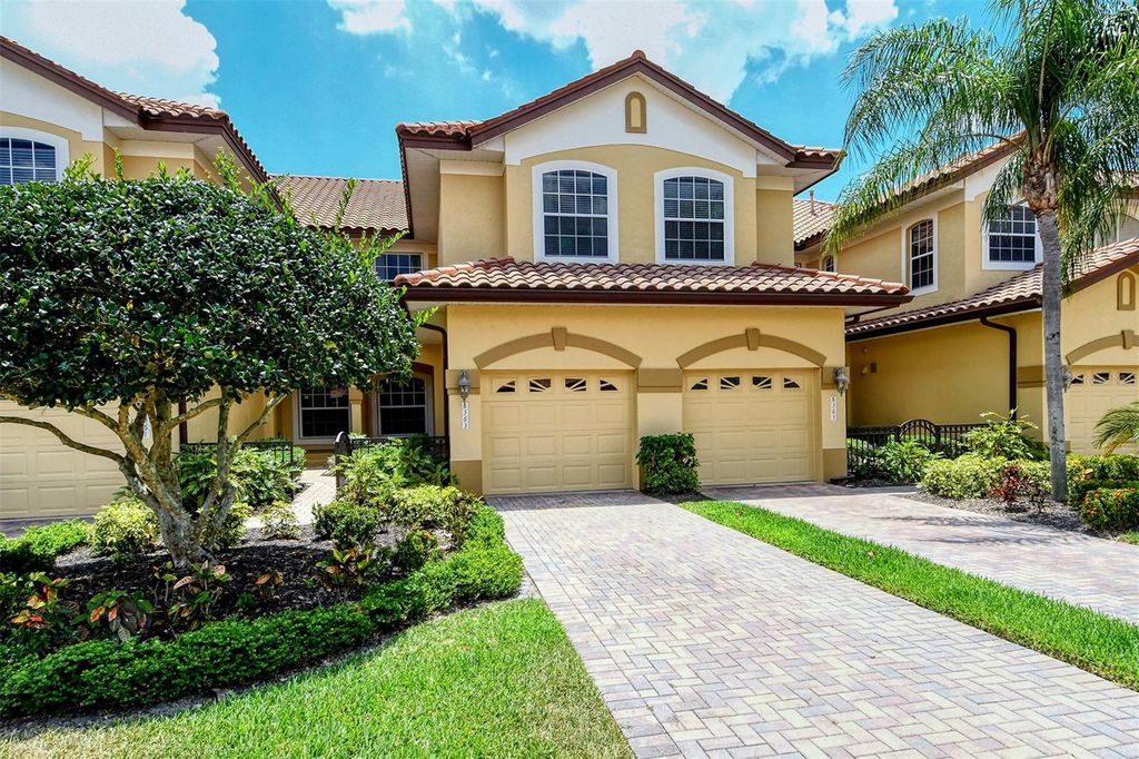 8363 MIRAMAR WAY 203, Lakewood Ranch, FL 34202