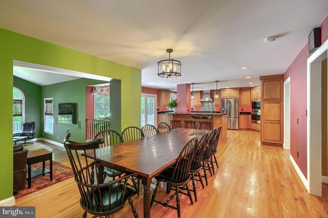 13908 FOXLAND RD, Phoenix, MD 21131