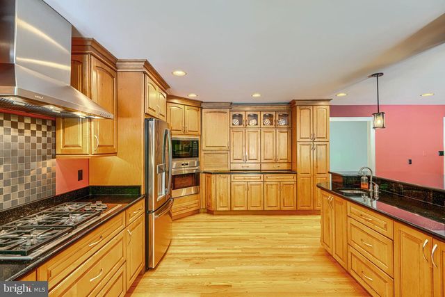 13908 FOXLAND RD, Phoenix, MD 21131