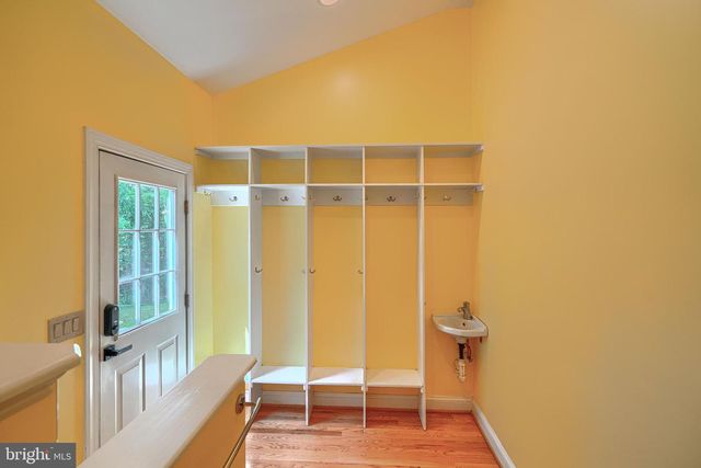 13908 FOXLAND RD, Phoenix, MD 21131