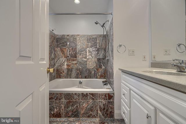 13908 FOXLAND RD, Phoenix, MD 21131