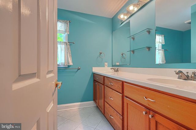 13908 FOXLAND RD, Phoenix, MD 21131
