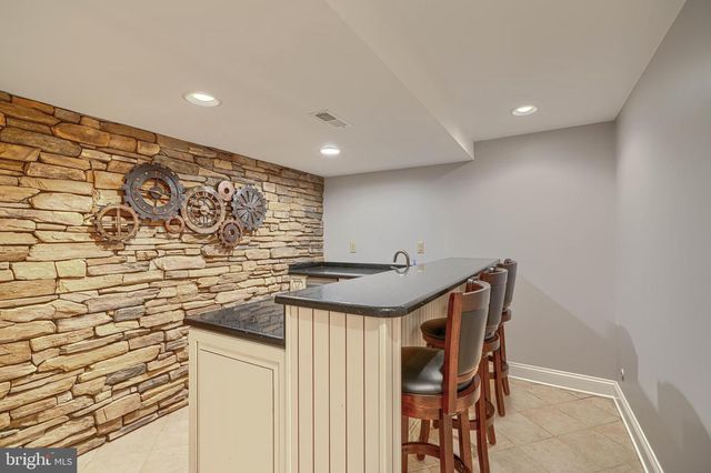 13908 FOXLAND RD, Phoenix, MD 21131