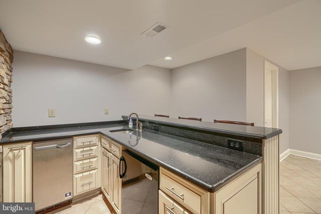 13908 FOXLAND RD, Phoenix, MD 21131