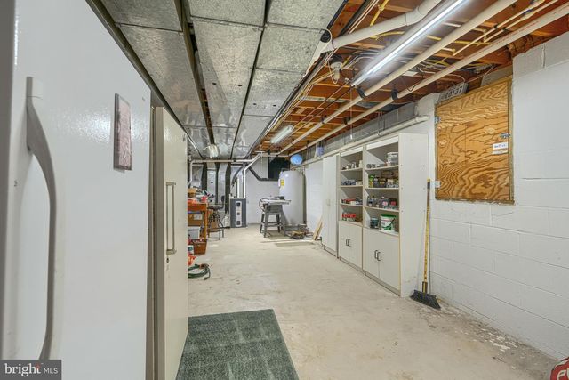 13908 FOXLAND RD, Phoenix, MD 21131