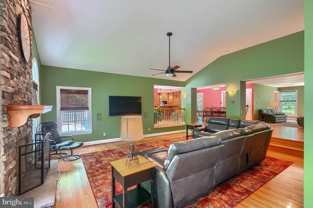 13908 FOXLAND RD, Phoenix, MD 21131