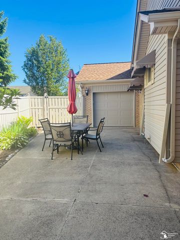 17029 Pintail Drive, Brownstown Twp, MI 48173