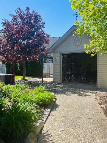 17029 Pintail Drive, Brownstown Twp, MI 48173