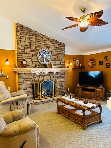 17029 Pintail Drive, Brownstown Twp, MI 48173