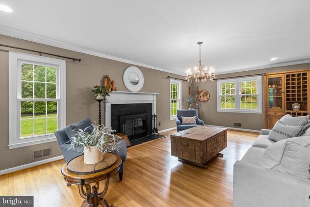 9030 MANORDALE LN, Ellicott City, MD 21042