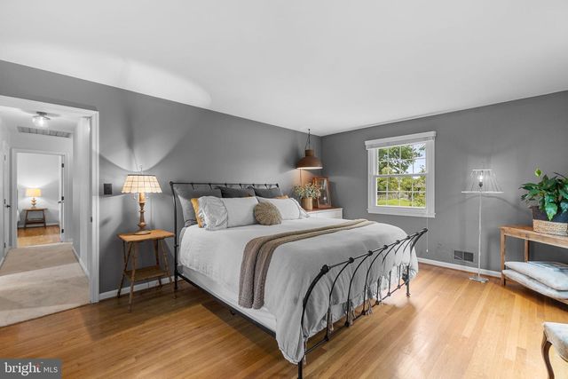 9030 MANORDALE LN, Ellicott City, MD 21042