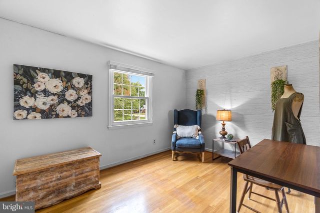 9030 MANORDALE LN, Ellicott City, MD 21042