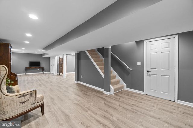 9030 MANORDALE LN, Ellicott City, MD 21042