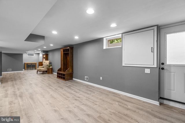 9030 MANORDALE LN, Ellicott City, MD 21042