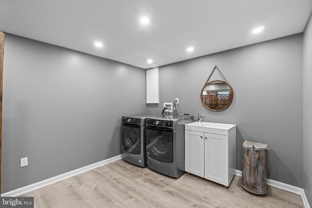 9030 MANORDALE LN, Ellicott City, MD 21042