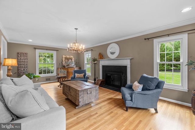 9030 MANORDALE LN, Ellicott City, MD 21042