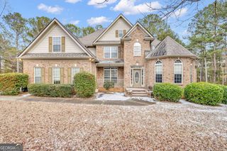 1641 White Oak Cove, Loganville, GA 30052