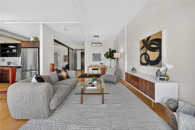 1100 South Hope St 1006, Los Angeles, CA 90015