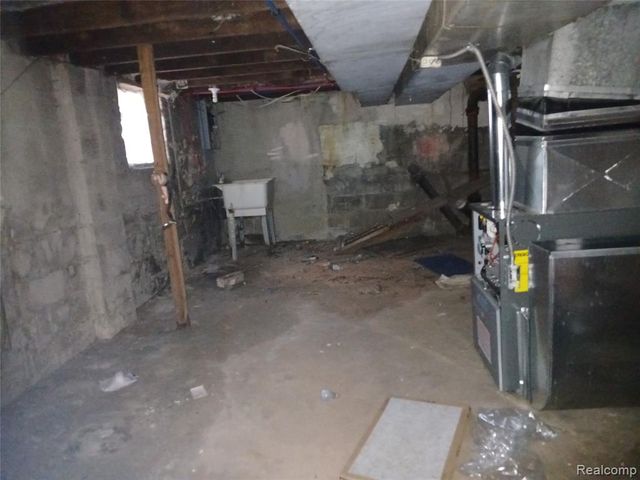 3532 Moore Pl, Detroit, MI 48208