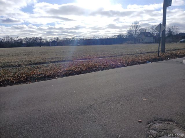 3532 Moore Pl, Detroit, MI 48208