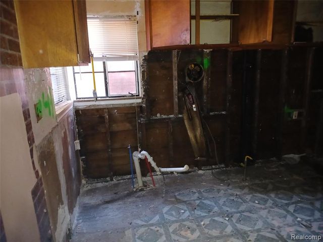 3532 Moore Pl, Detroit, MI 48208