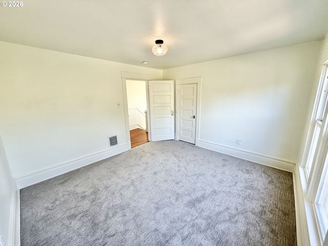 1596 Ne CHEMEKETA St, Salem, OR 97301