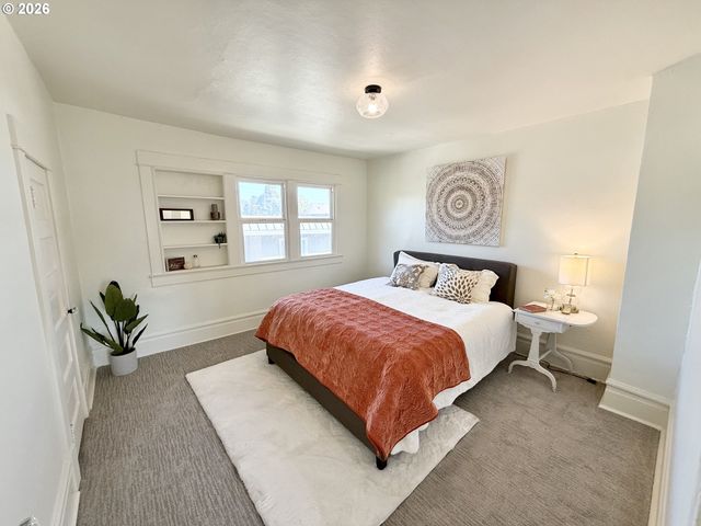 1596 Ne CHEMEKETA St, Salem, OR 97301