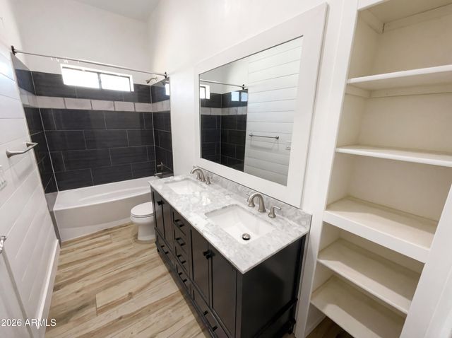 2823 E NORWOOD Street, Mesa, AZ 85213