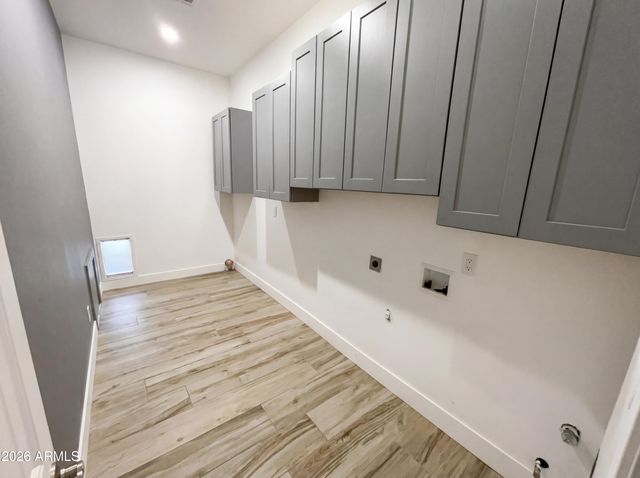 2823 E NORWOOD Street, Mesa, AZ 85213