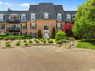 4900 N Knoxville Ave Apt 116A, Peoria, IL 61614