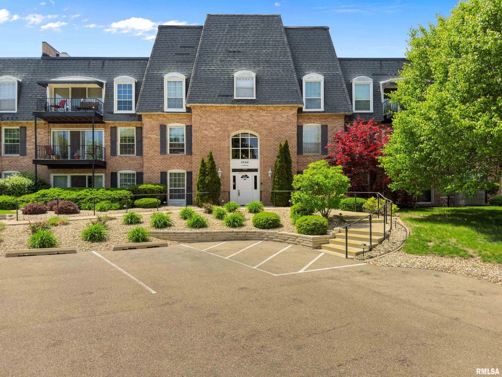 4900 N Knoxville Ave Apt 116A, Peoria, IL 61614