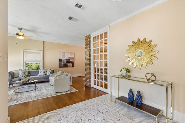 802 Turner Avenue, Dallas, TX 75208
