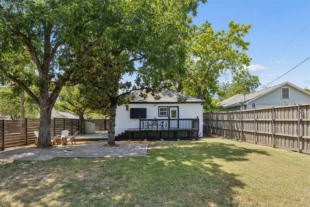 802 Turner Avenue, Dallas, TX 75208