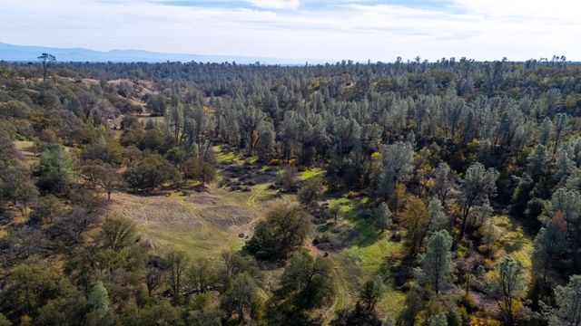 4200 Sunglow Drive, Redding, CA 96001