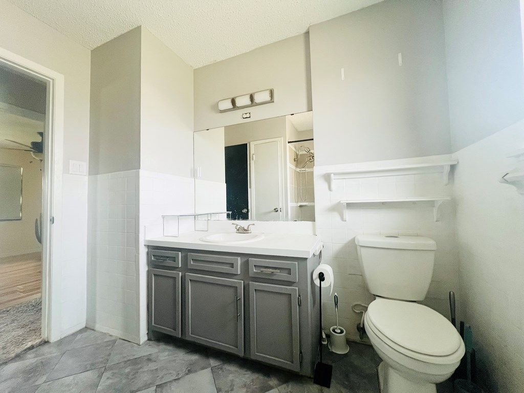 Image 14 of property listing at 172 Woodruff St, San Angelo, TX 76905