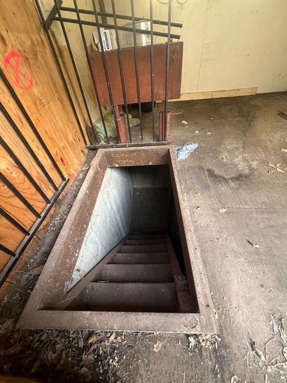 Image 19 of property listing at 172 Woodruff St, San Angelo, TX 76905