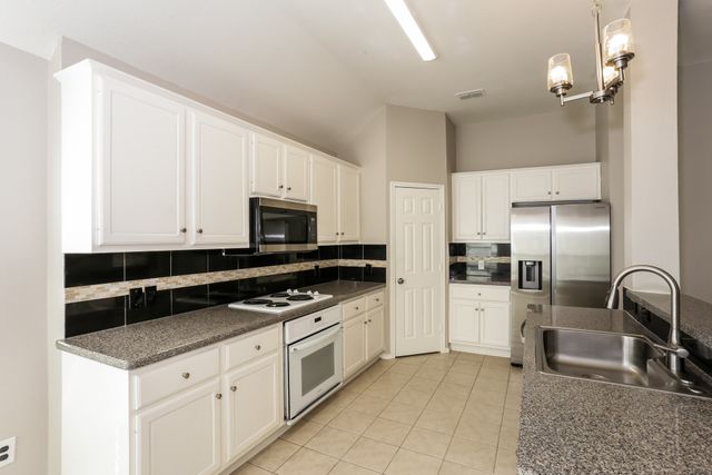 2309 Savannah Drive, Mansfield, TX 76063