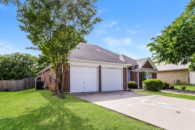 2309 Savannah Drive, Mansfield, TX 76063